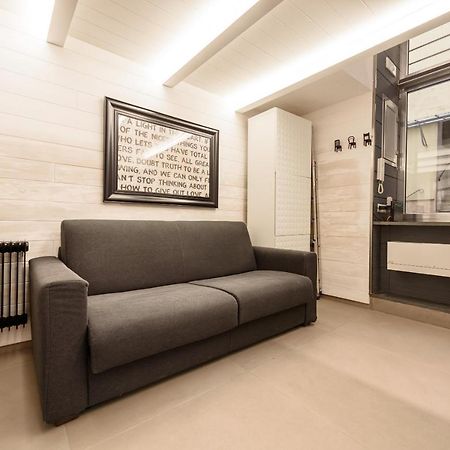 Riviera Di Chiaia 155 Apartment Naples Exterior photo
